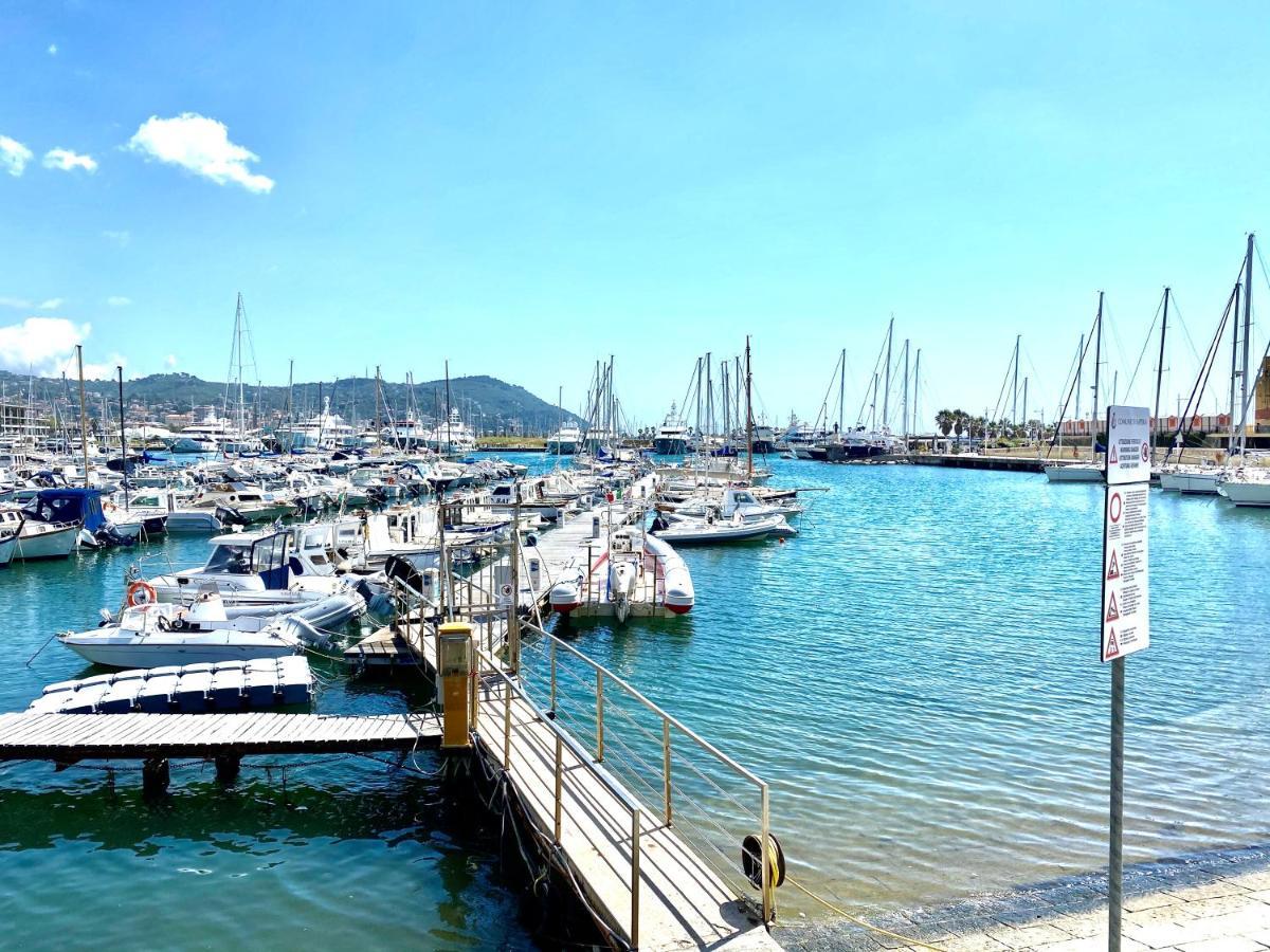 Apartamento Abcdecor Italia Imperia Exterior foto